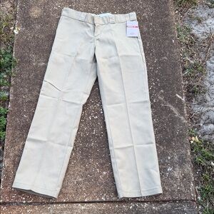Dickies WOMENS Pants. SIZE 6. NWT